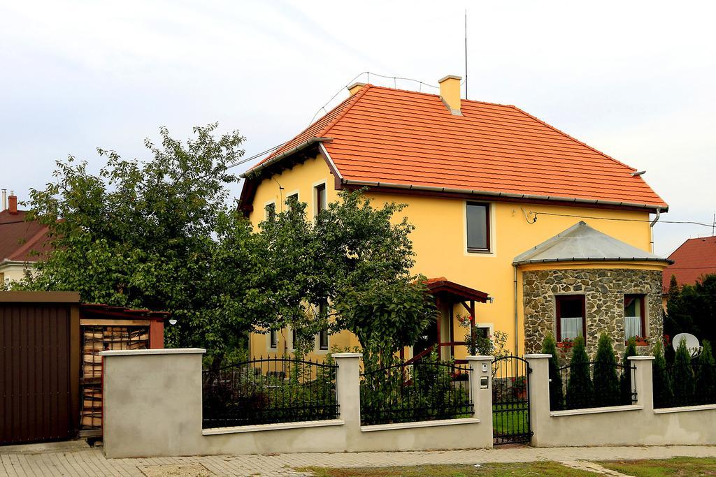 Nemes Apartman Еґер Номер фото